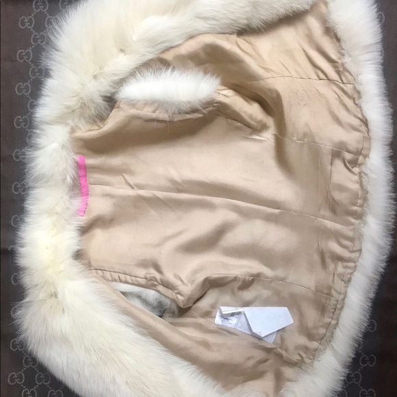 Emanuel Ungaro (wool+silk, 100% Fox fur) vest, size 4-6US - Picture 4 of 10